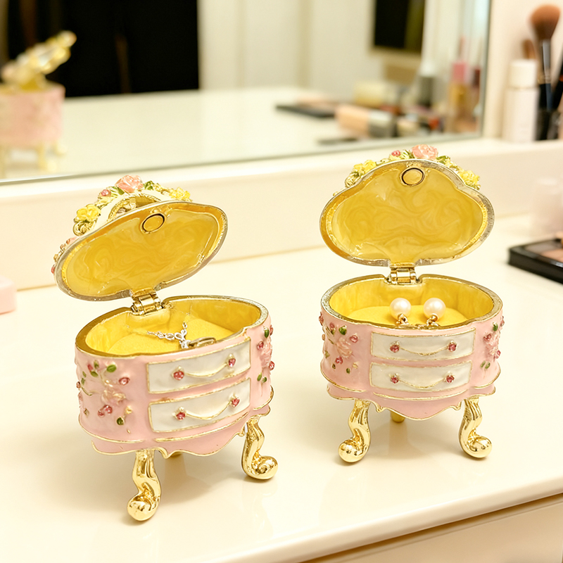 Hand-painted small jewelry box - đánh giá và giá Vanity Home Decor